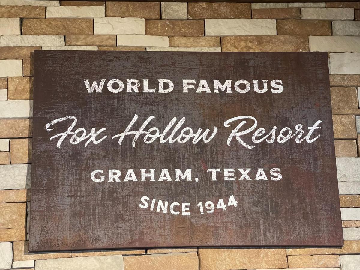 Fox Hollow Resort Graham Exterior photo
